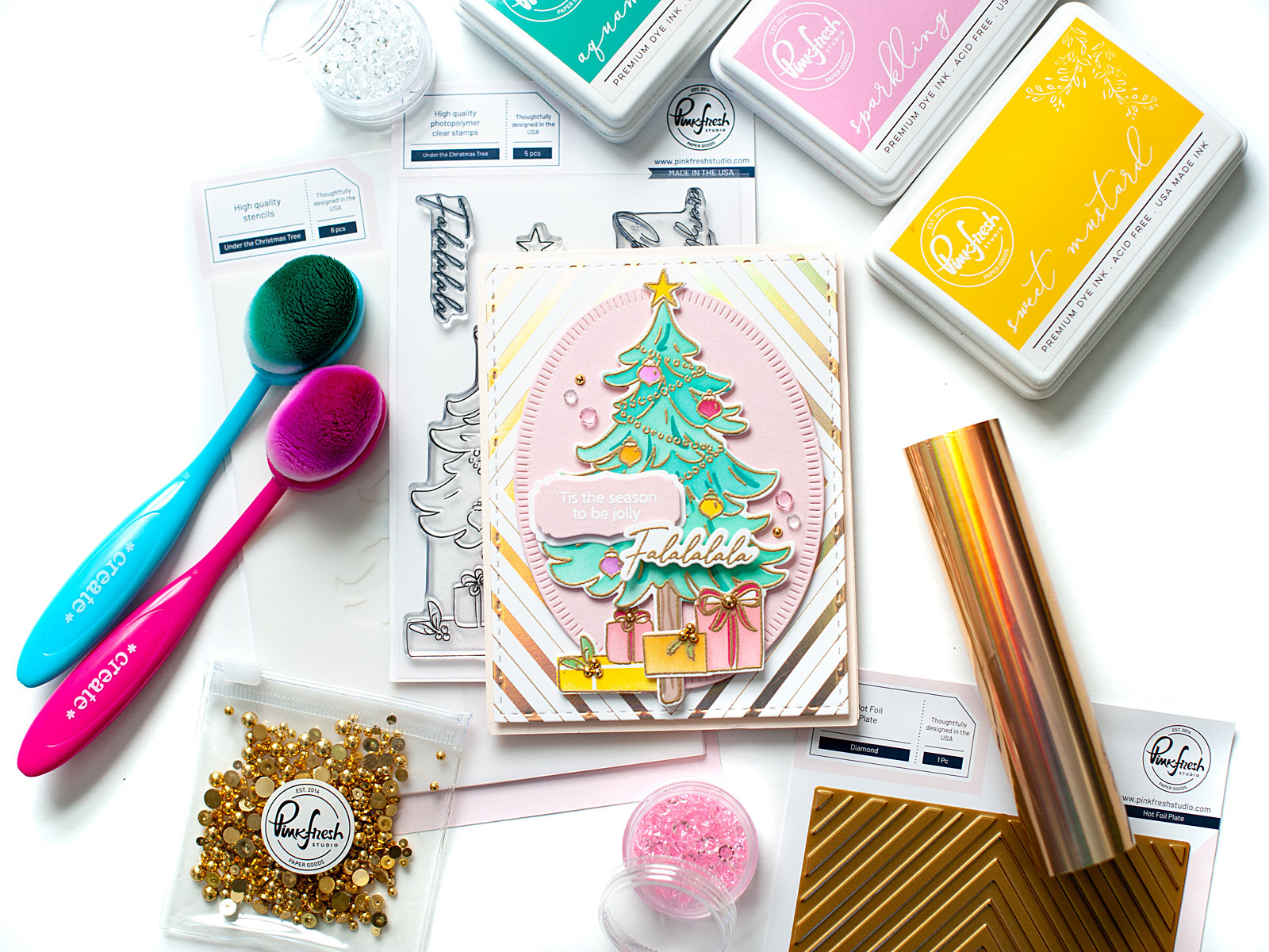 Pinkfresh Studio Holiday 2021 Release Instagram Hop - Lea Lawson Creates